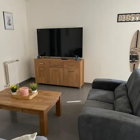 Villas Entiere, 6 Pl,3 Ch , Parking Prive , Climatise Villa Chatte