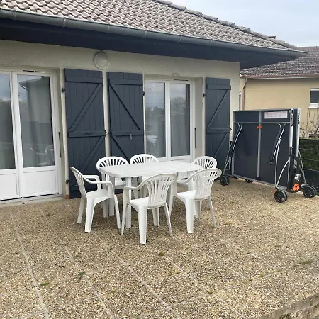 Villa Villas Entiere, 6 Pl,3 Ch , Parking Prive , Climatise Chatte