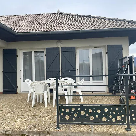 Villas Entiere, 6 Pl,3 Ch , Parking Prive , Climatise