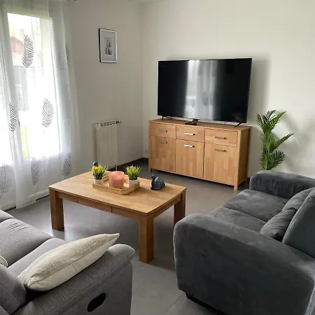 Villa Villas Entiere, 6 Pl,3 Ch , Parking Prive , Climatise