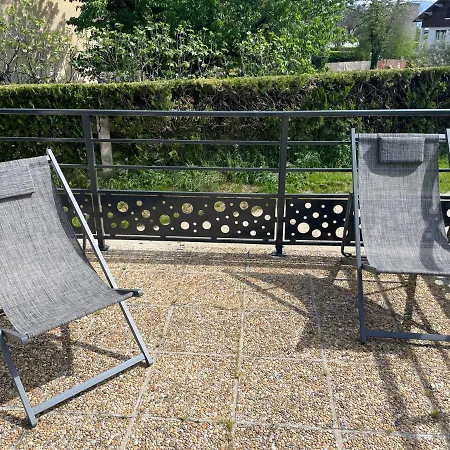 Villas Entiere, 6 Pl,3 Ch , Parking Prive , Climatise Villa Chatte